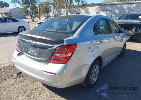 2017 Chevrolet Sonic Ls Auto z USA, uszkodzony, nr VIN 1G1JB5SG5H4152620